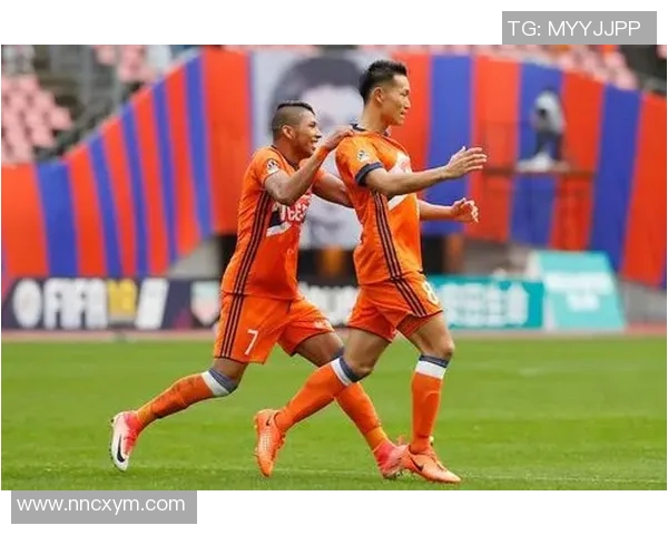 新泻天鹅与千叶市原的激烈对决展现足球魅力与团队精神